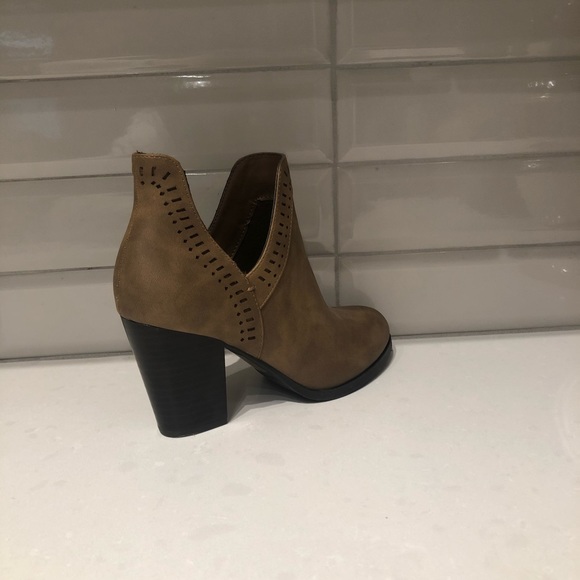 Brown Ankle Boot - Picture 2 of 5